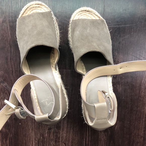 Marc Fisher Adalyn Wedges - Picture 2 of 4